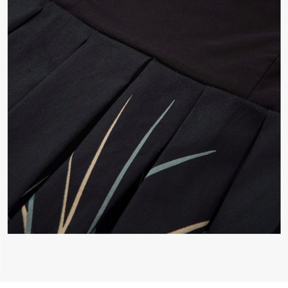 Women's Swan Printed Off Shoulder Swing Dress Black Flared Midi XXL - Picture 3 of 6